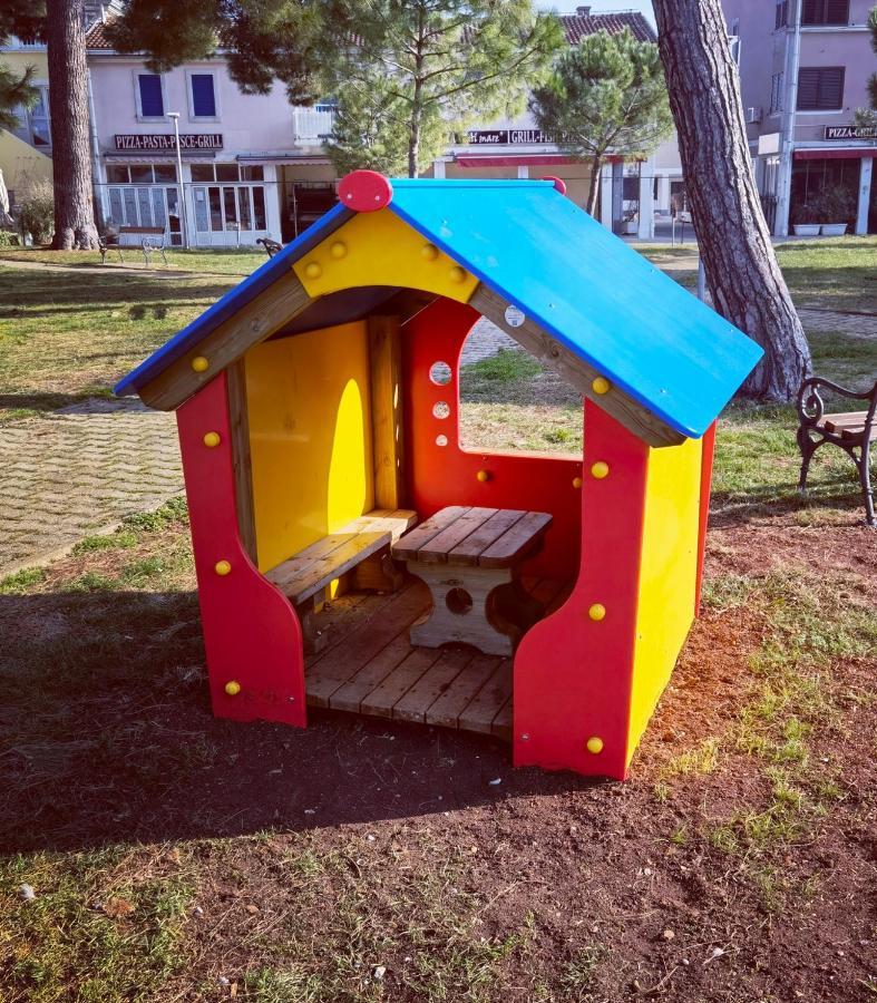 Lora Deluxe Superior 5 Star Apartment, Your Piece Of Heaven By The Sea & Park With Sea & Park View Novigrad  Exterior photo